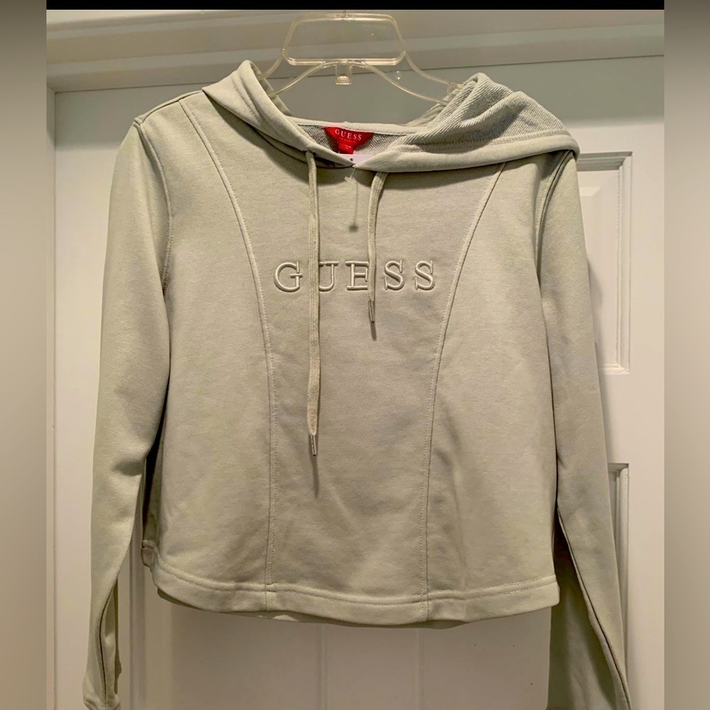 NWT Guess Cropped Hoodie size Medium - Picture 2 of 4